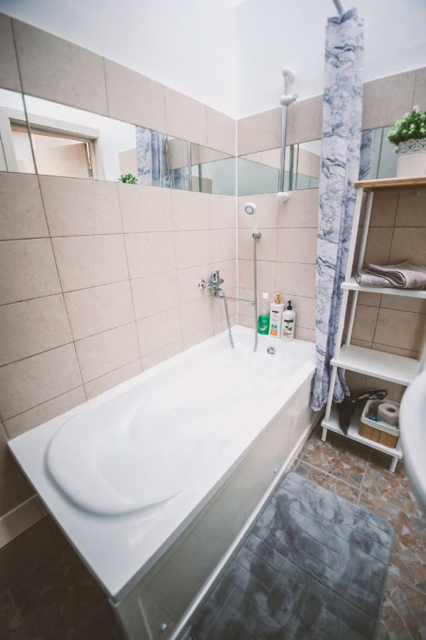Apartamentai Niden - Su Terasa Ir Vaizdu I Marias Nidos Centre Exteriör bild